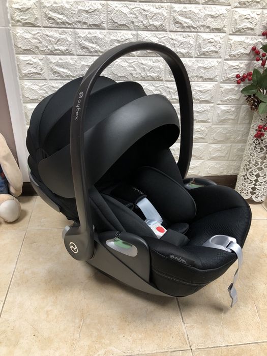 Автокрісло CYBEX Cloud T Plus i-Size Група 0+ (0-13 кг) автолюлька