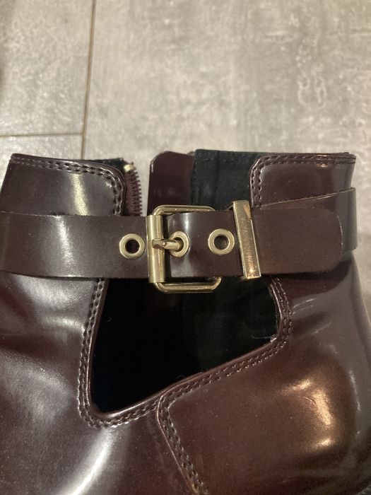 Półbuty Stradivarius na koturnie bordowe r.40