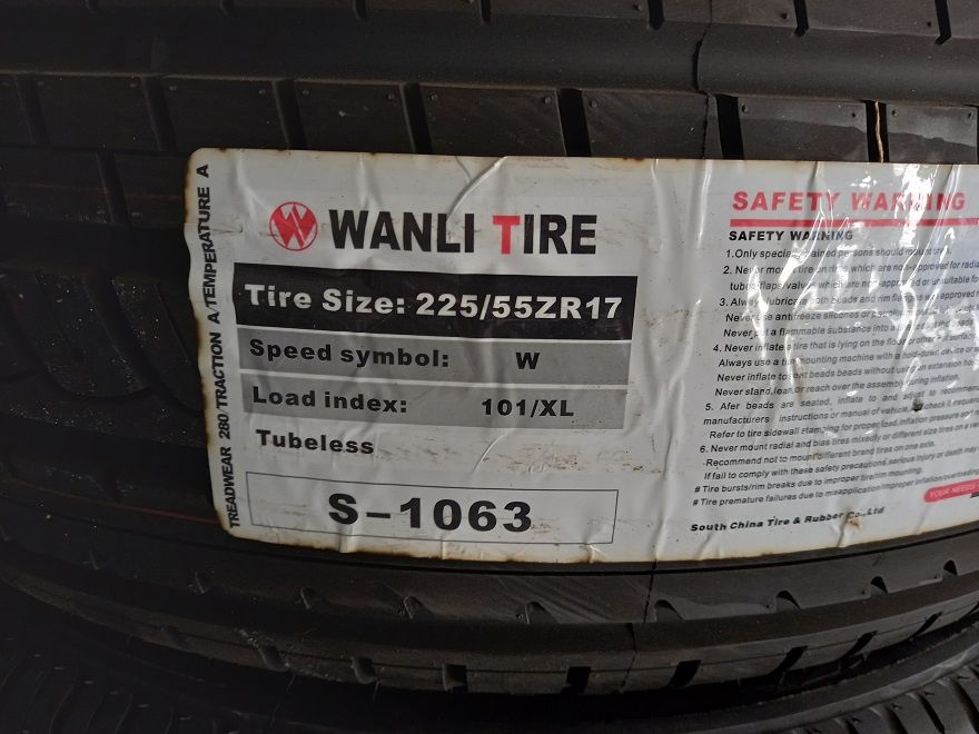 4 pneus Novos 225/55R17 Wanli