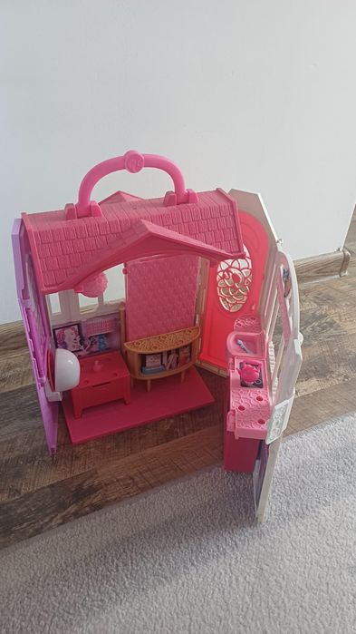 Domek dla lalek duży