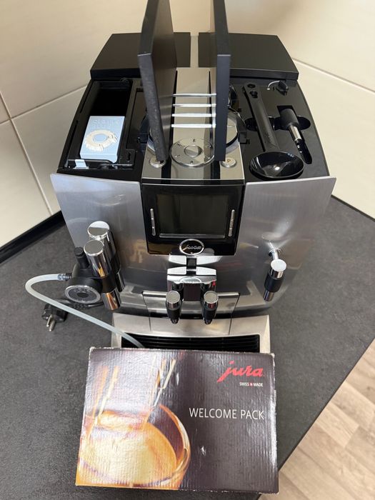 Jura J9 J9.4 j 9 automat do kawy ekspres latte cappucinno espreaao