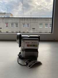 Вінтажна камера sony HD-VX50
