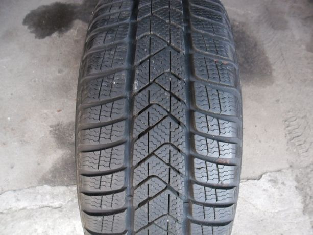 Pirelli Sottozero 3 205/55R16 91H 8mm,Jak nowa.