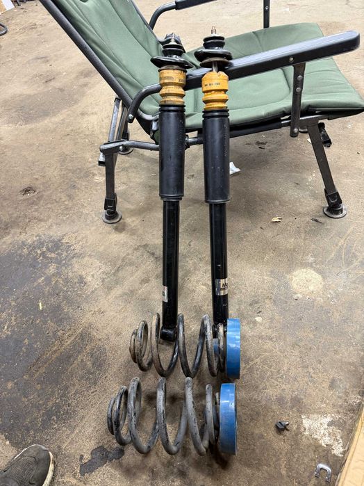 Стійка + пружина зад e46 амортизатор