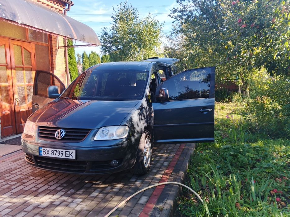 Продам Машину VOLKSWAGEN CADDY 2008 рік