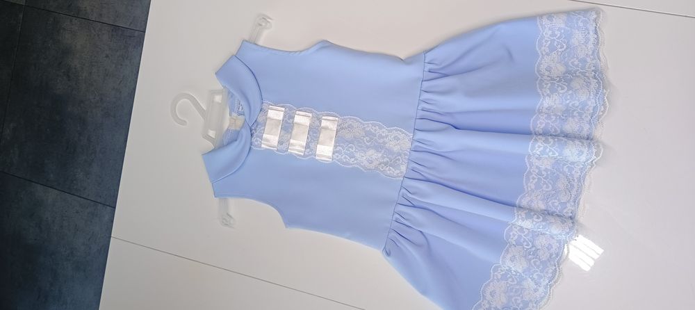 R. 86 cm, elegancka sukienka polskiego producenta
