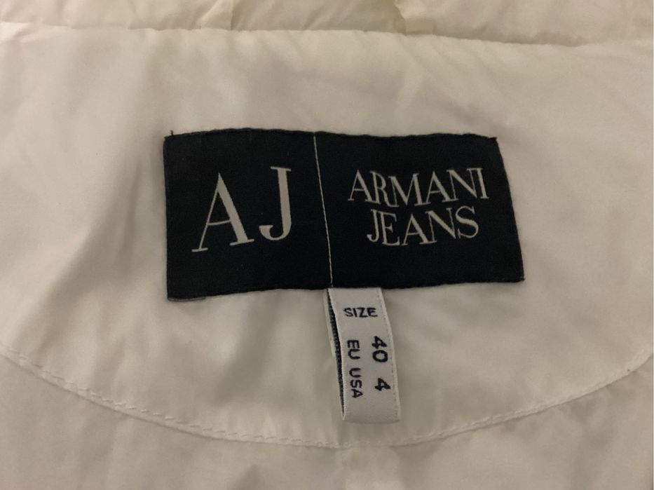 Демисезонная курточка / Армани /оригинал