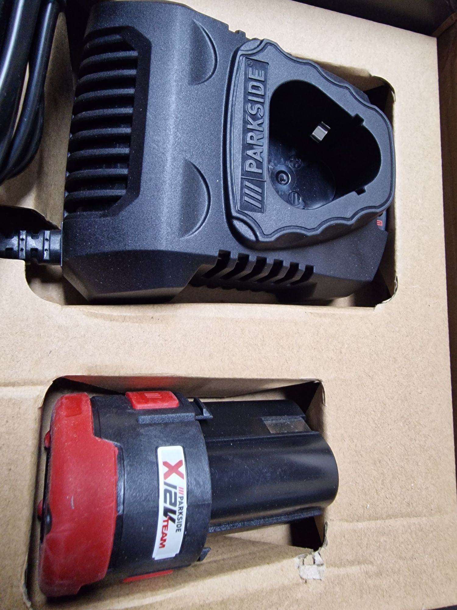 Kit bateria 12V e carregador