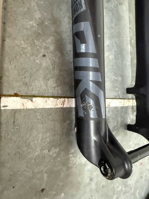 suspensão Rockshox pike select
