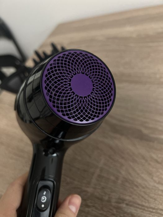 Фен Philips с насадками