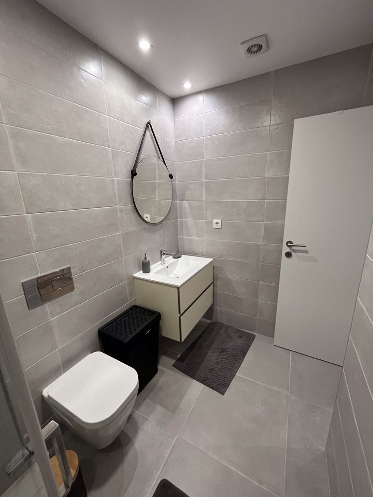 Quarto individual com WC privativo