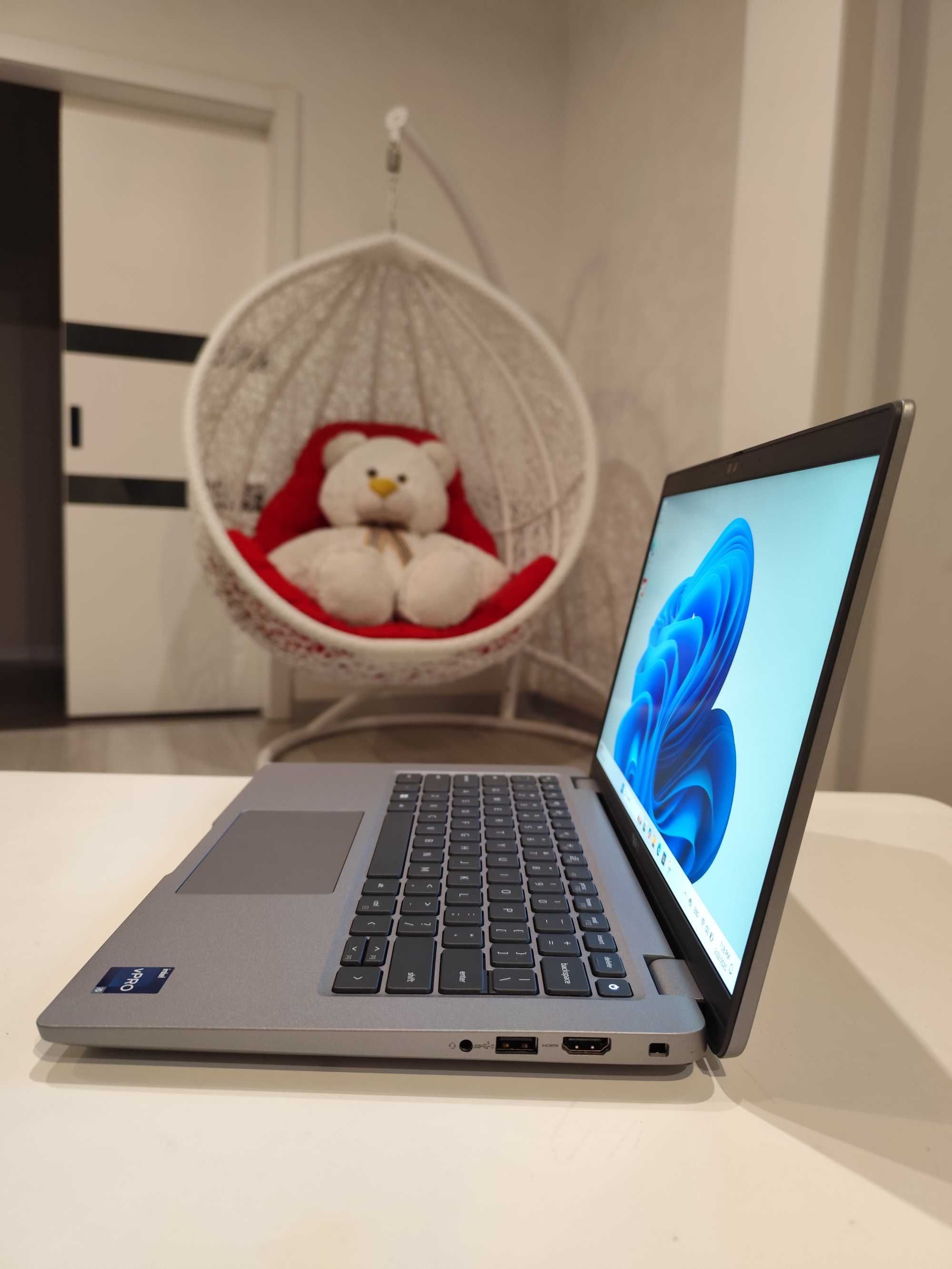 Dell Precision 3480 14" Touch i5-1350P 32GB DDR5 512GB SSD Гарантія