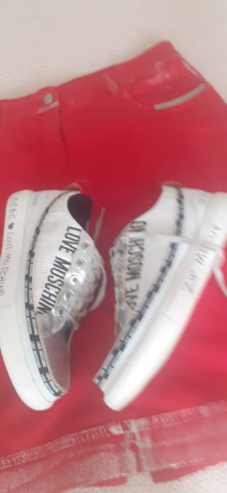 Ténis Moschino original/Saia