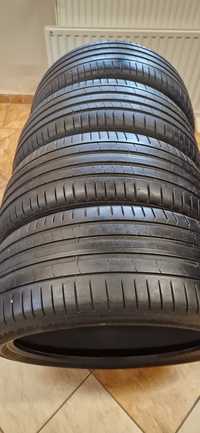 Opony 255/40R21 102Y 2021