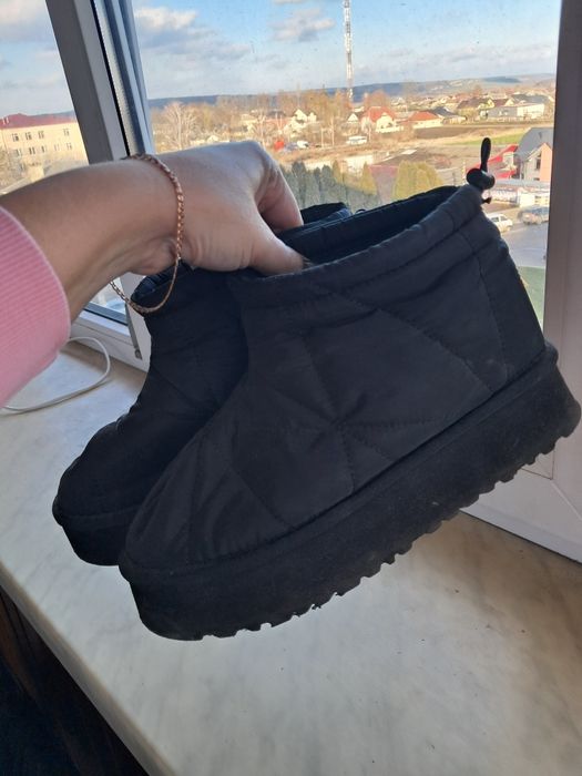 Угги боти платформа