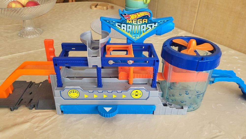 Автомойка hot wheels