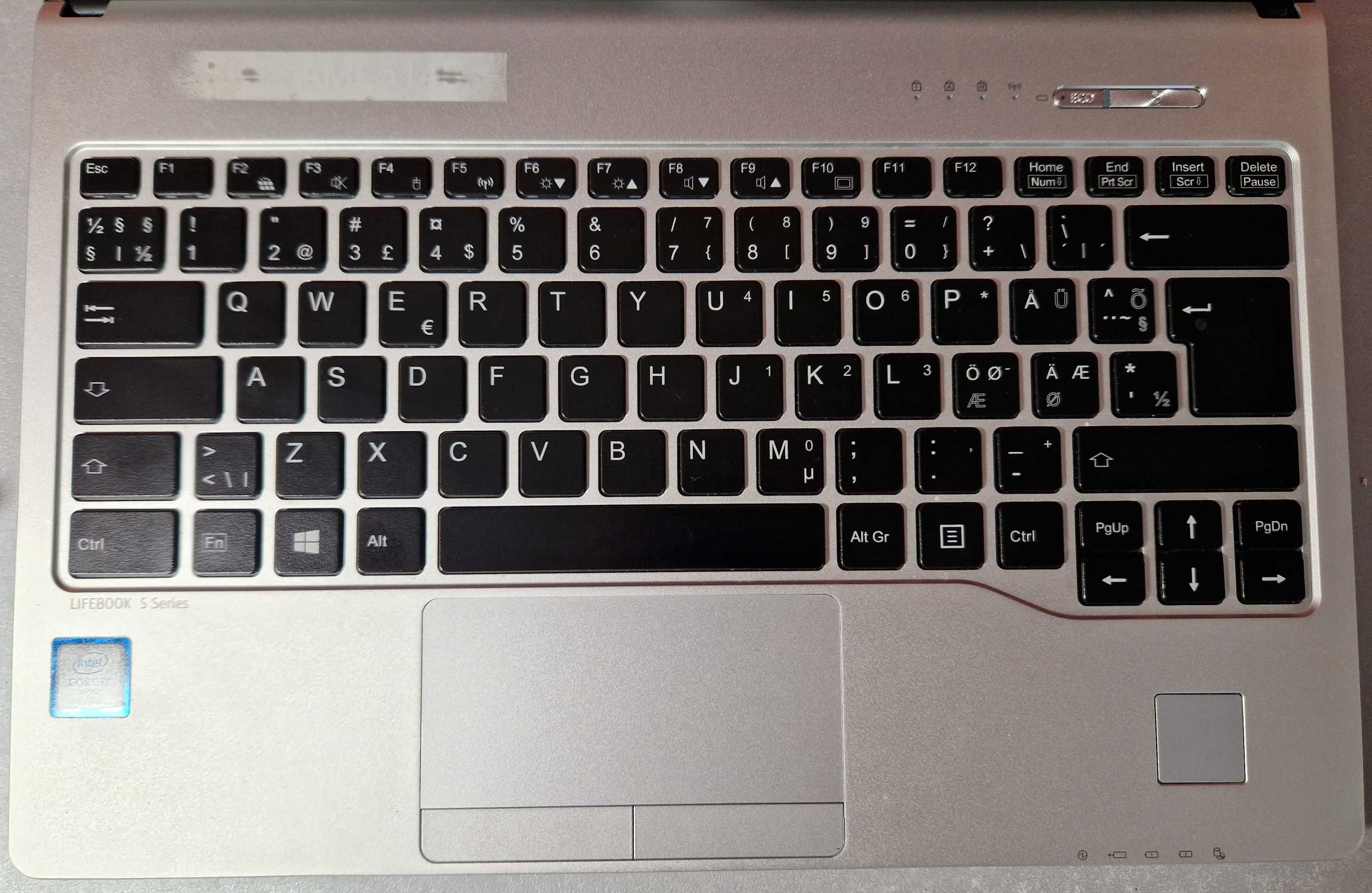 Laptop Fujitsu DSAG003629 + ZAS