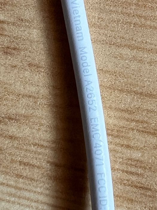 Apple Watch Magnetic Fast Charger to USB-C 1 м White MT0H3ZM/A A2652