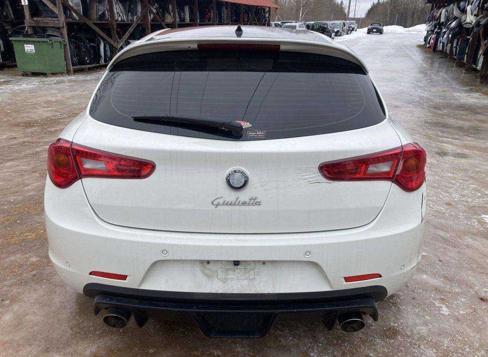 Бампер Alfa Romeo Giulietta розборка