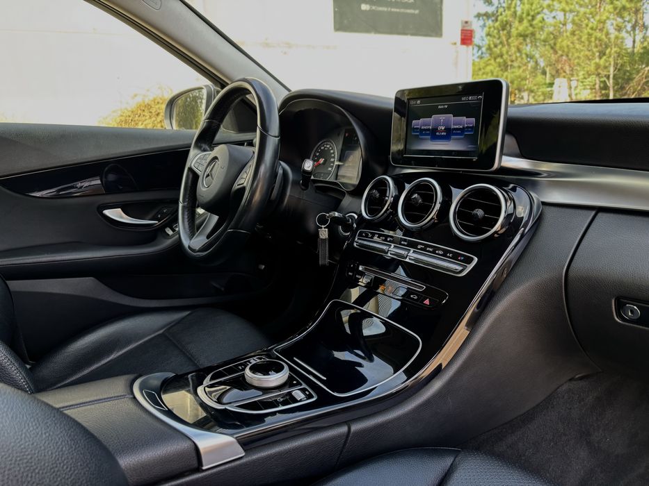 Mercedes C300h 2016 Avantgarde •Híbrid •231cv•Financiamento Disponivel