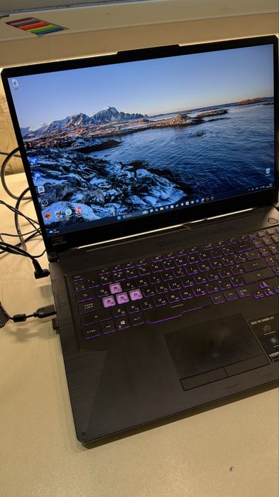 Asus TUF Gaming A17 FA706 Ігровий ноутбук
