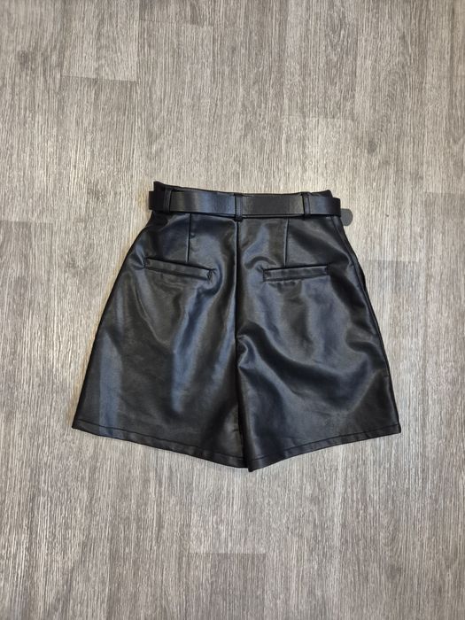 Шорти чорні шкіряні р.XS