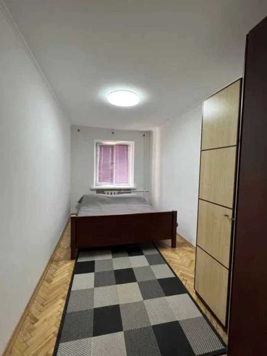 Орегдп трикімнатної квартири , Вул. Светлова 3