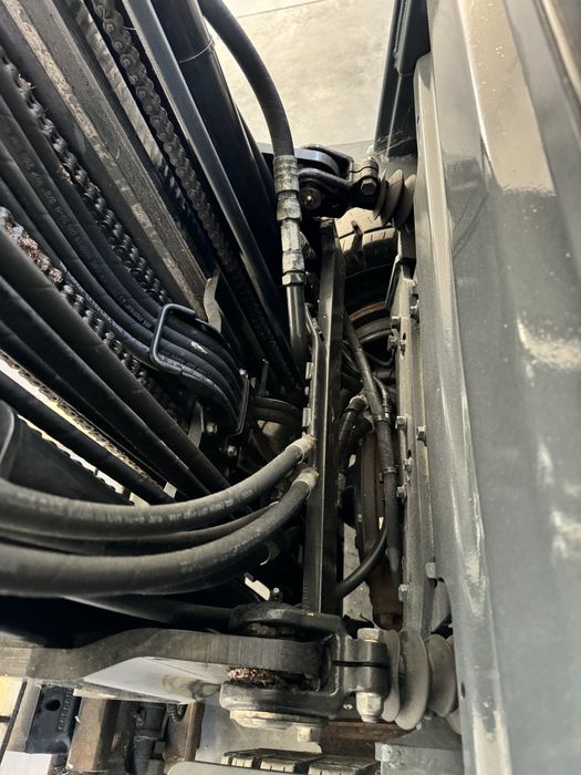 Продаж навантажувача TOYOTA 02-8FGF15, 2009 року в ідеальному стані!