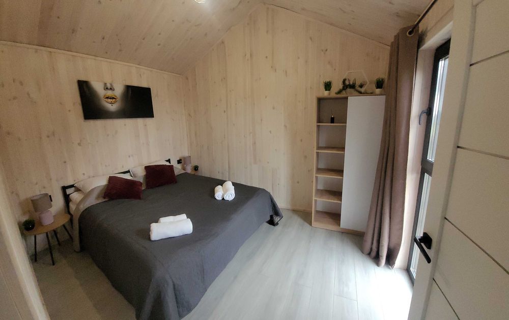 Оренда будинку 40км від Києва, чан, лазня, камін, мангал, пекарня