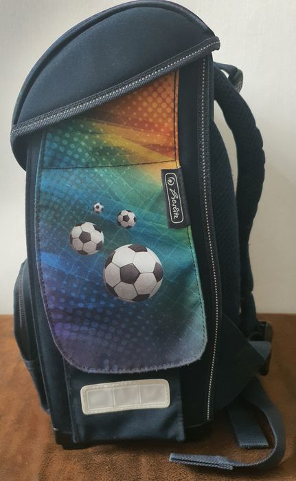 Tornister dla małych fanów piłki, b.lekki