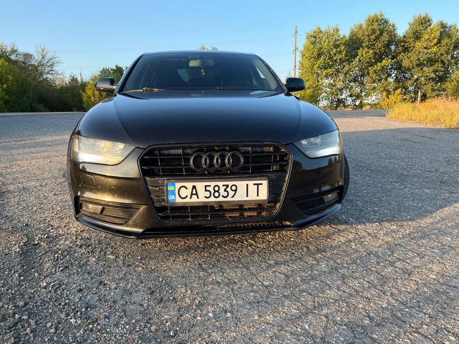Продам авто Ауді а4 б8 2012 року