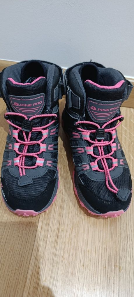 Jak nowe Buty trekkingowe Alpine Pro Raldo r 33