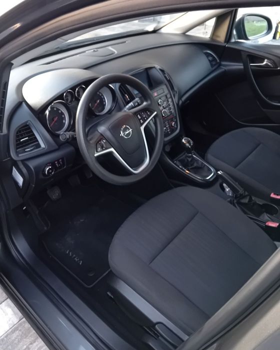 Opel Astra J * 1.4 TURBO * Koła Lato/Zima * PIĘKNY STAN * *