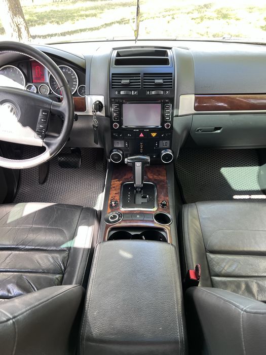 Продам фольцваген таурек рестайлінг 2008