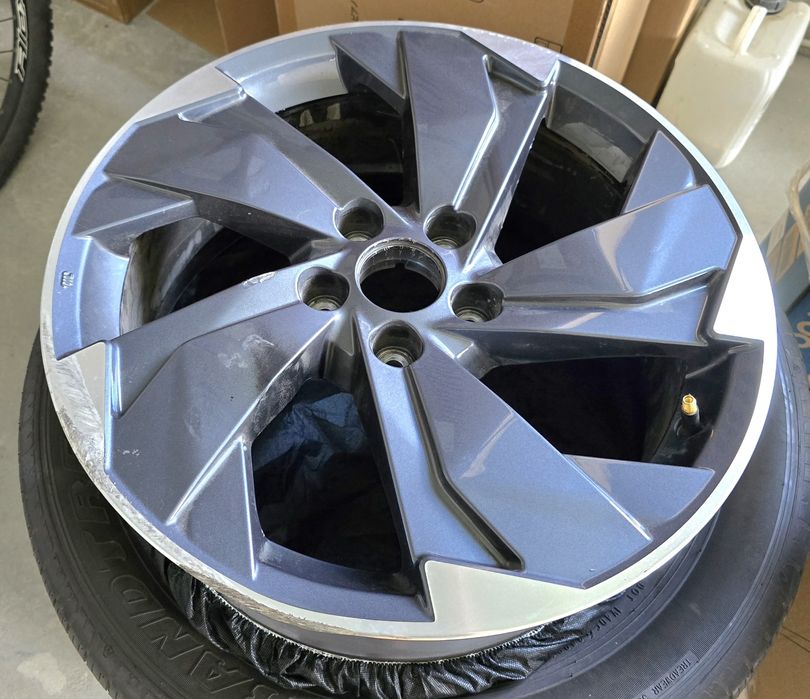 Легкосплавний колісний диск Nissan Rogue t33 R18 2024
