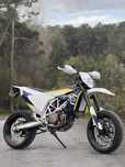 Husqvarna 701 Supermoto c/EXTRAS - 129€/mês