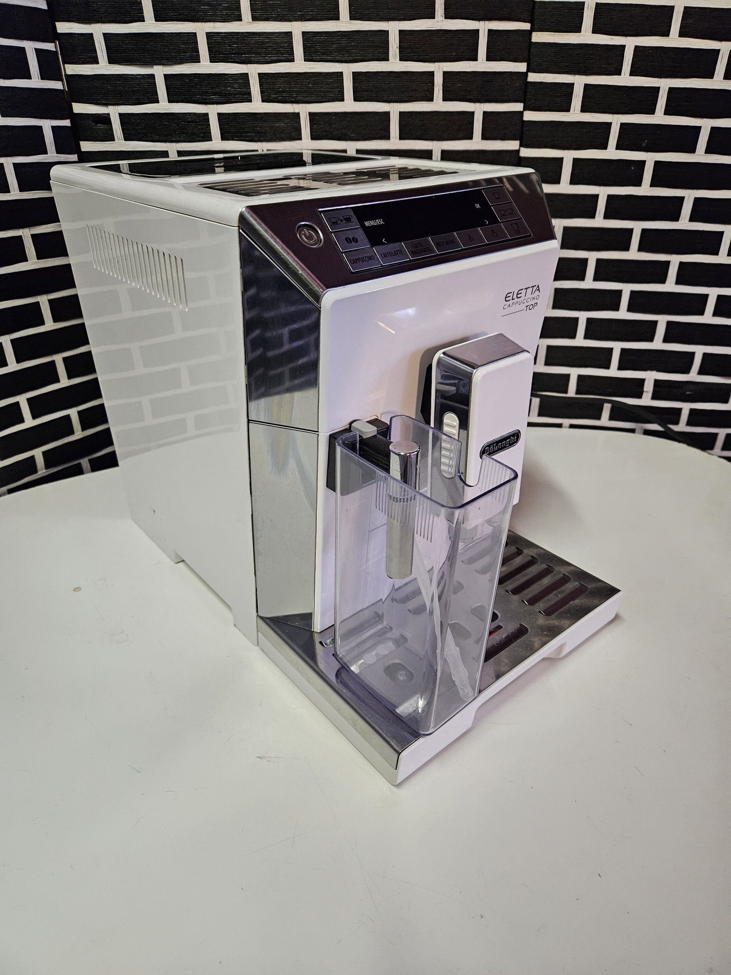 Ekspres do kawy delonghi eletta cappucino top