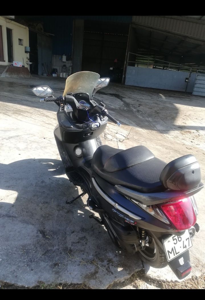 Moto SYM GTS 125cc EVO