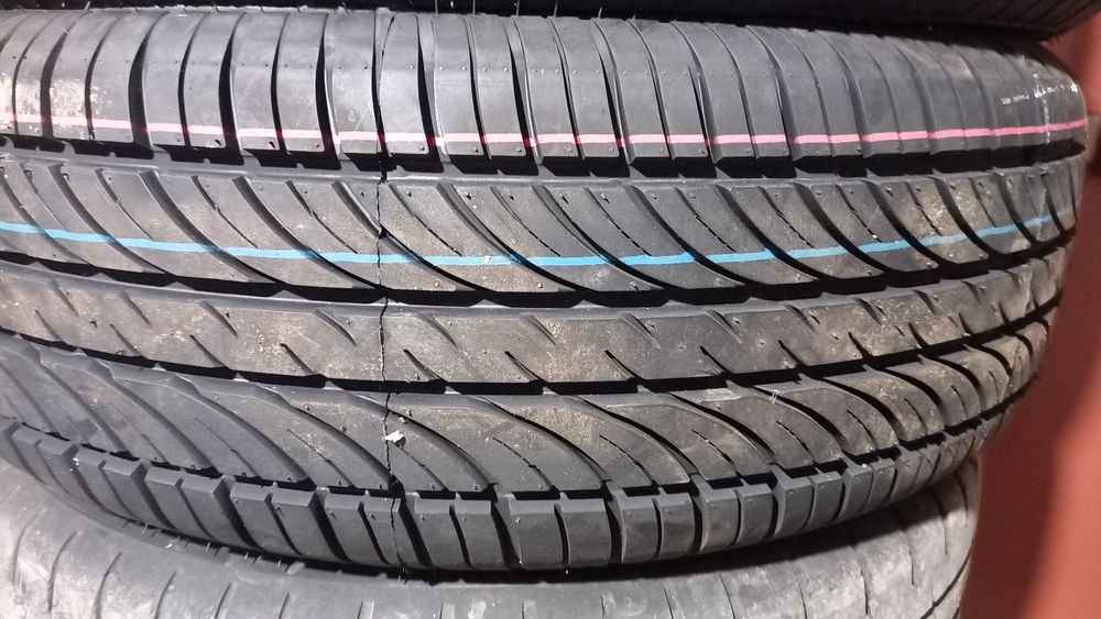 Шини 215.65 р16 нові