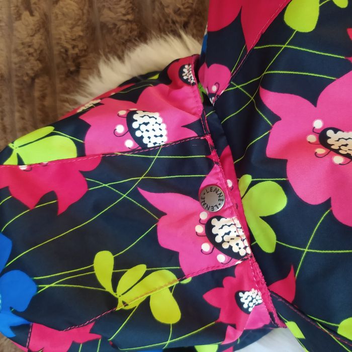 Зимова куртка на дівчинку 74