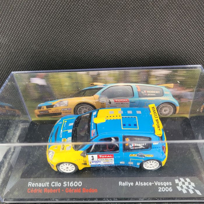 Carro miniatura Renault