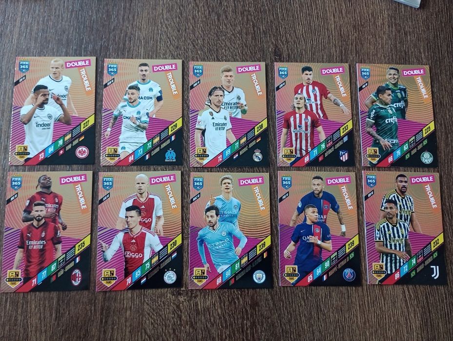 Karty piłkarskie Fifa 365 double trouble 2024