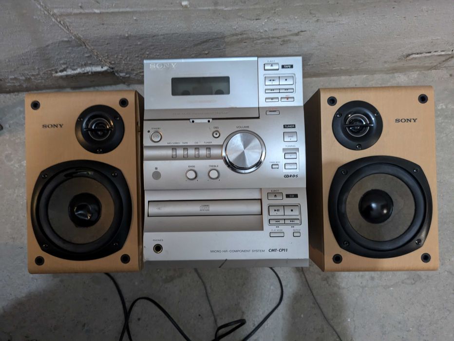 центр SONY CMT-CP11