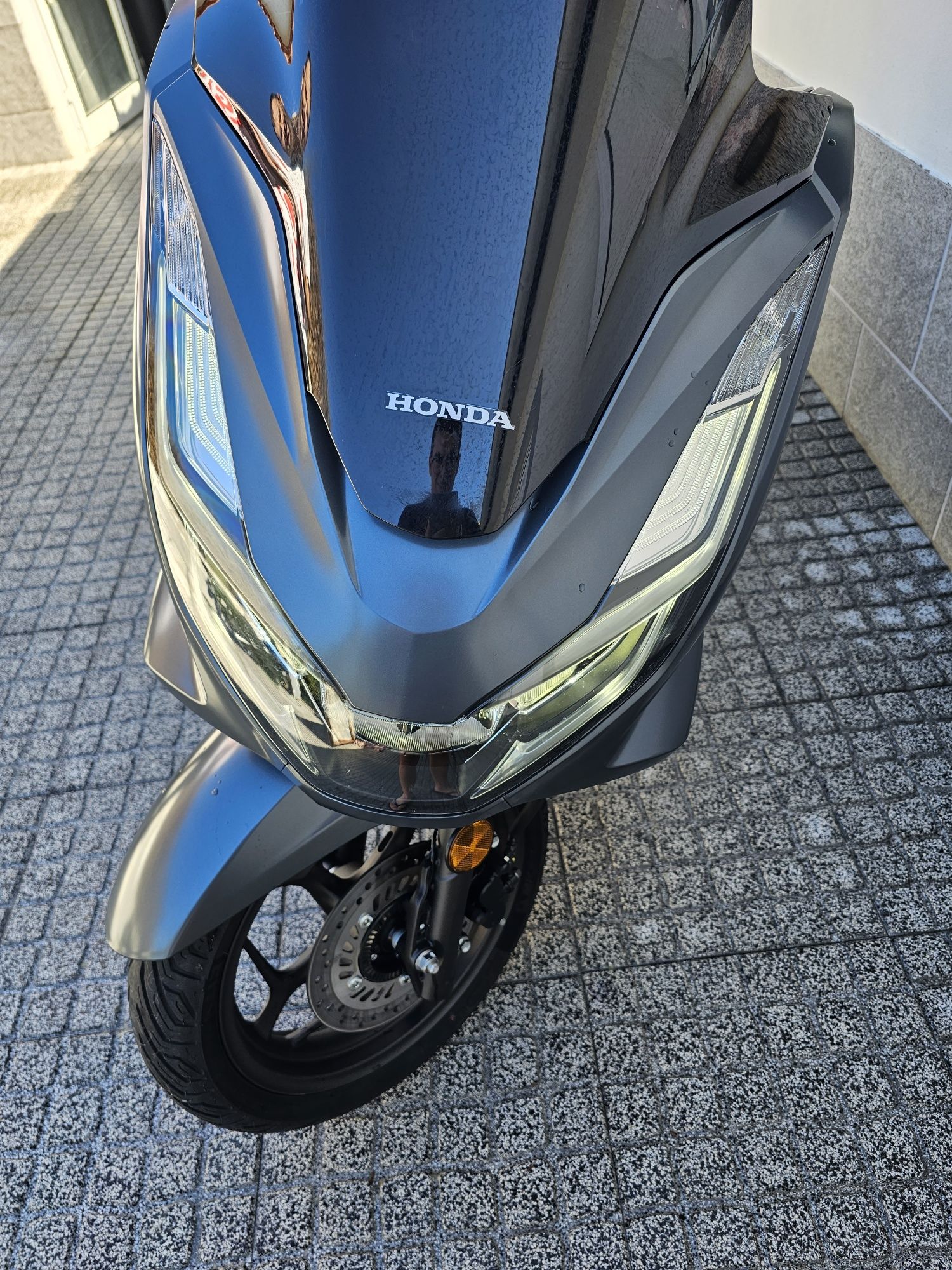 Honda PCX só com 6500kms