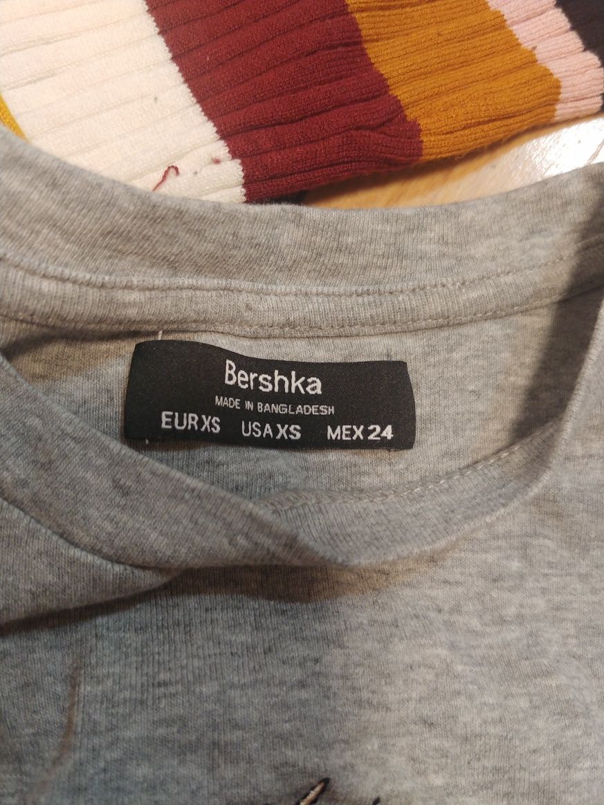 Swetry XS Bershka H&M zestaw