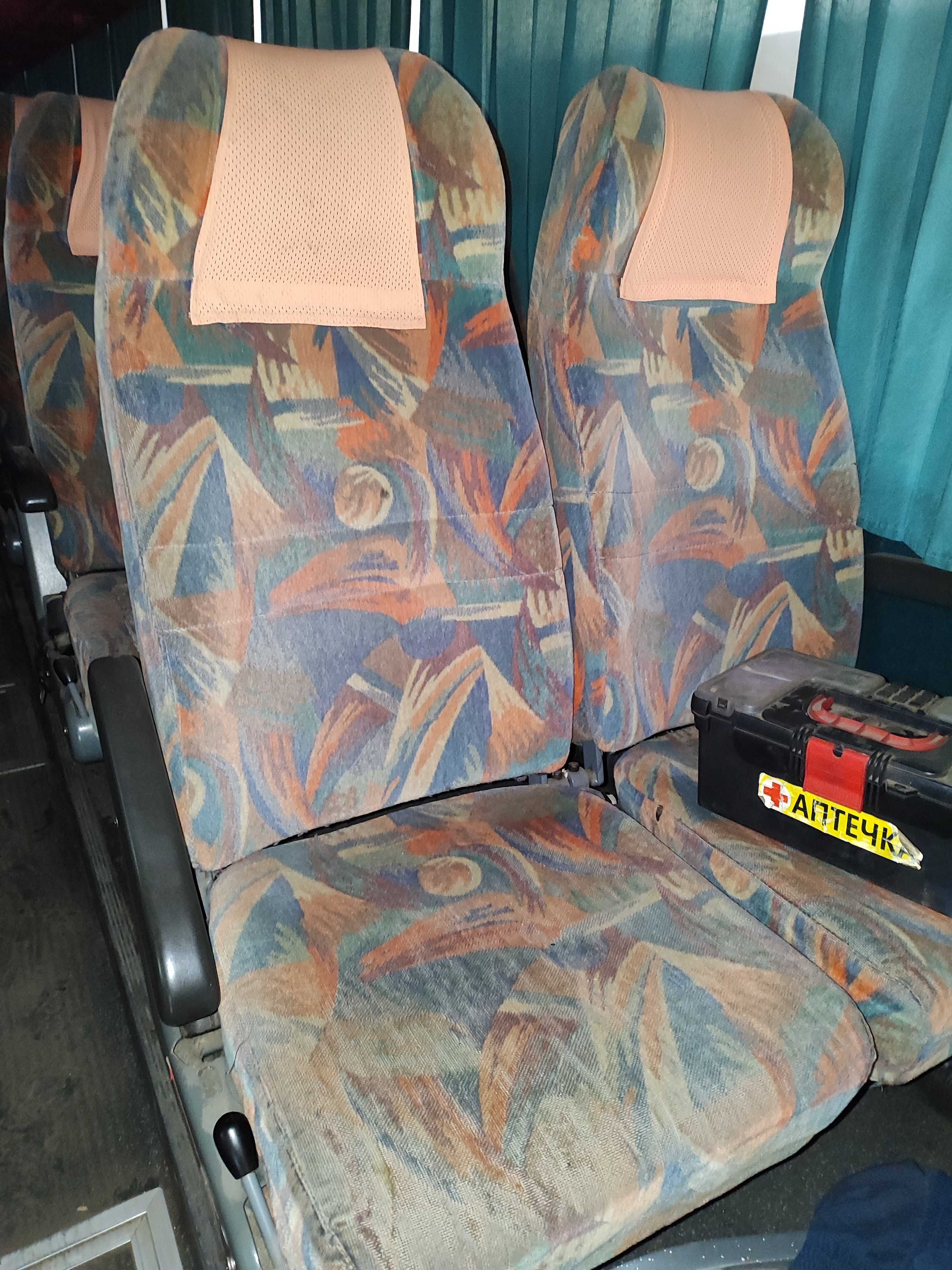 Сидіння для автобуса