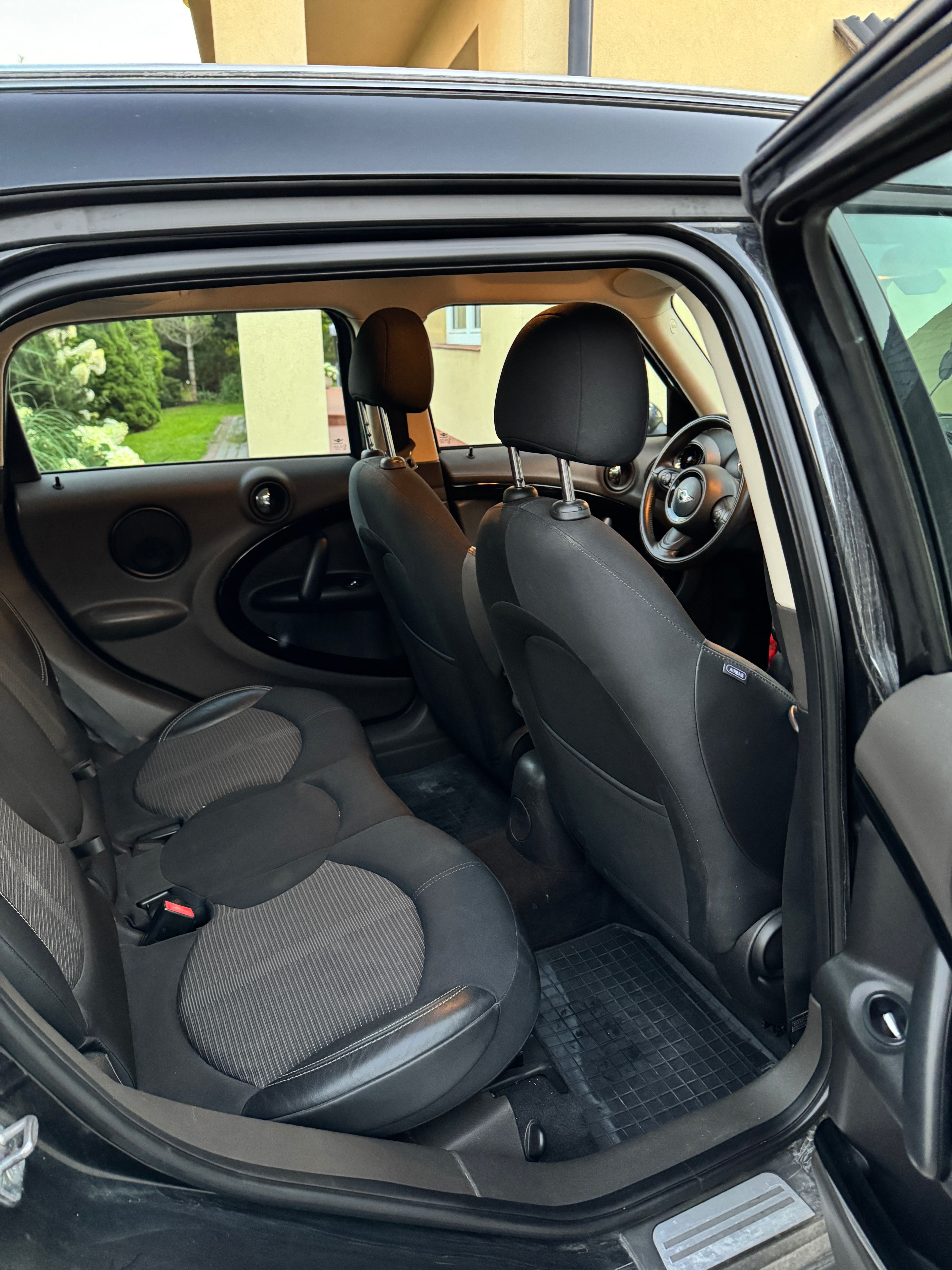 MINI Countryman One D