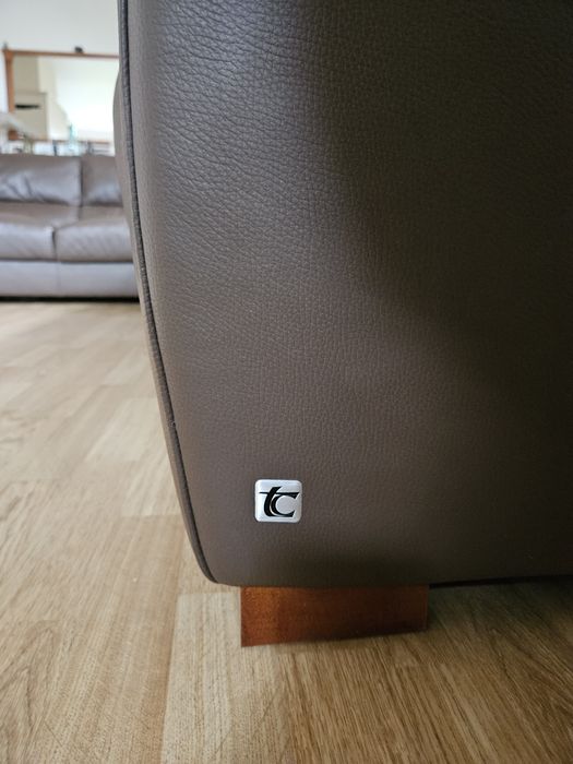 Narożnik TC meble dwie pufy i stolik