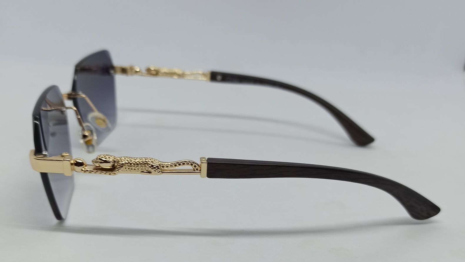 Cartier i очки унисекс серо фиолетовый градиент безоправные в золоте