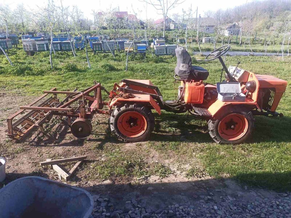 Міні трактор Прикарпатець